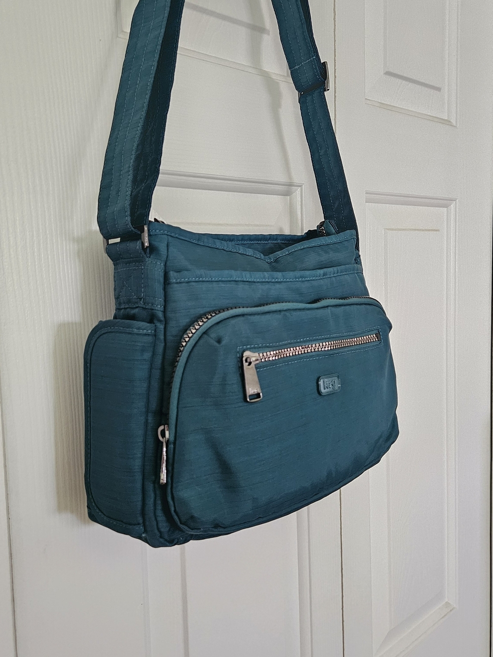 lug Infinity Shimmy Teal Shoulder/Crossbody Bag - Picture 5 of 16